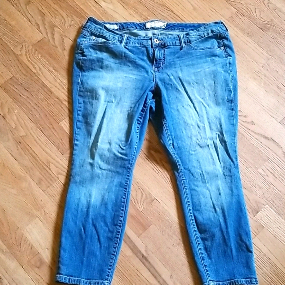 Cropped skinny jeans